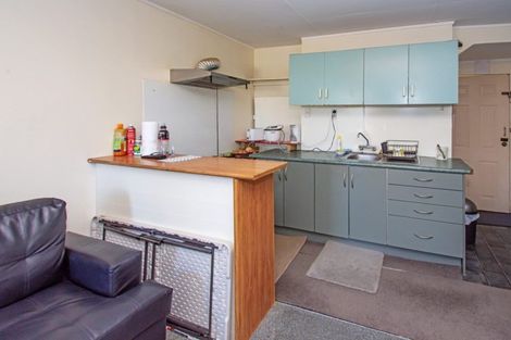 Photo of property in 581 Massey Road, Mangere, Auckland, 2022