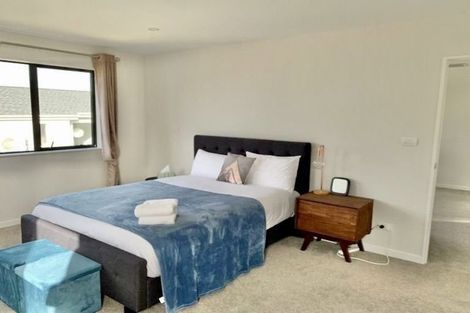 Photo of property in 52 Golden Morning Drive, Albany Heights, Auckland, 0632