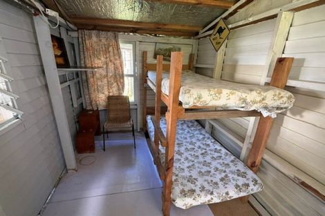 Photo of property in 2 Seavill Park Road, Kuaotunu West, Whitianga, 3592