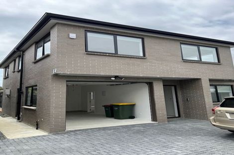 Photo of property in 28e Tiraumea Drive, Pakuranga, Auckland, 2010