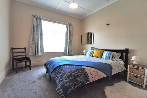 Photo of property in 3 Alexandra Street, Dannevirke, 4930