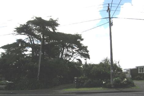 Photo of property in 1/40 Sunnynook Road, Sunnynook, Auckland, 0620