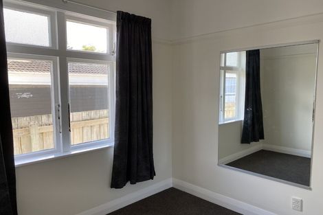 Photo of property in 26 Weka Street, Miramar, Wellington, 6022