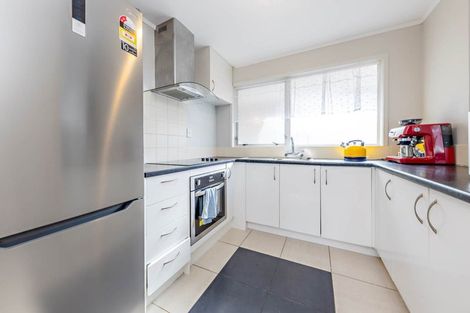 Photo of property in 1/21 Simon Ellice Drive, Bayview, Auckland, 0629