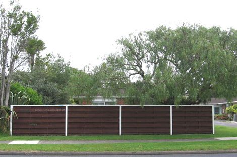 Photo of property in 3/65 Glendale Road, Glen Eden, Auckland, 0602