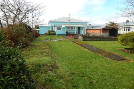 Photo of property in 104 Peel Street, Westport, 7825