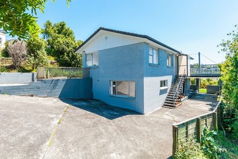 Photo of property in 1/609 Glenfield Road, Totara Vale, Auckland, 0629
