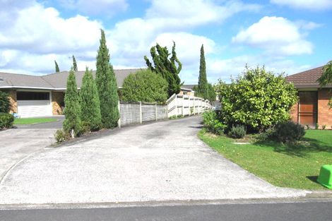 Photo of property in 2/13 Westview Court, Somerville, Auckland, 2014