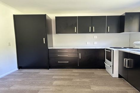 Photo of property in 9 Berkshire Grove, Cannons Creek, Porirua, 5024