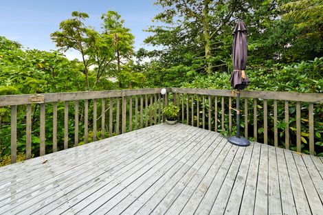 Photo of property in 35 Chamari Close, Titirangi, Auckland, 0604