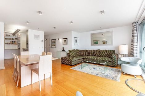 Photo of property in Aqua, 13/74 Oriental Parade, Oriental Bay, Wellington, 6011