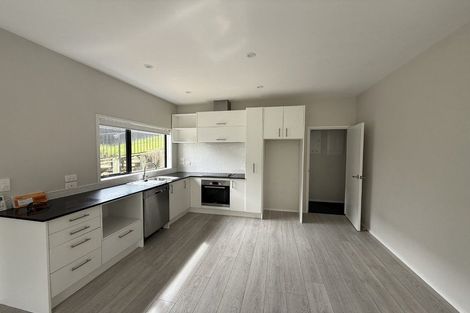 Photo of property in 28 Wautaiti Drive, Riverhead, 0820