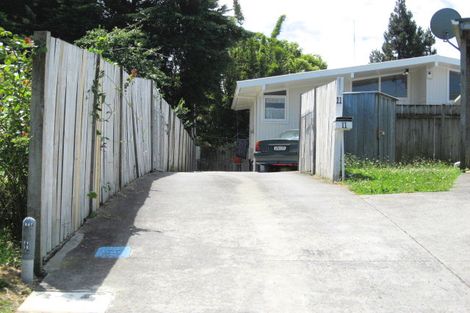 Photo of property in 11 Staverton Crescent, Mangere, Auckland, 2022