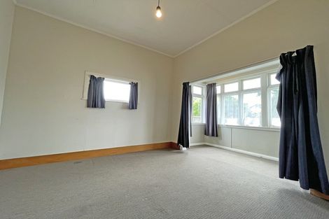 Photo of property in 10 Limbrick Street, Terrace End, Palmerston North, 4410