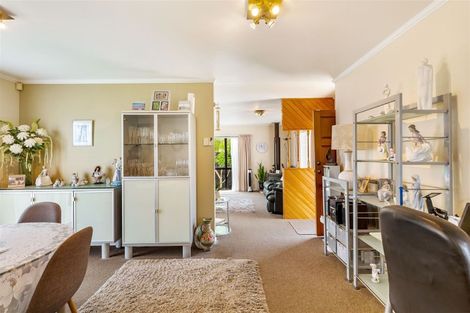 Photo of property in 1/162 Don Buck Road, Massey, Auckland, 0614