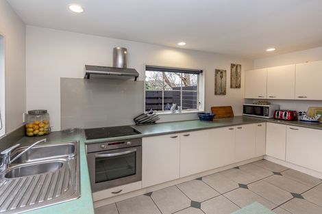 Photo of property in 3/61 Hawkesbury Avenue, St Albans, Christchurch, 8014