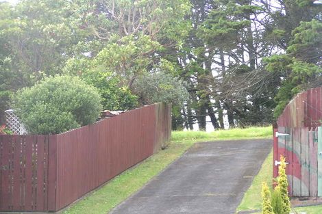 Photo of property in 17 Longwood Place, Forrest Hill, Auckland, 0620