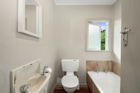 Photo of property in 1/5 Waihora Street, Taupo, 3330