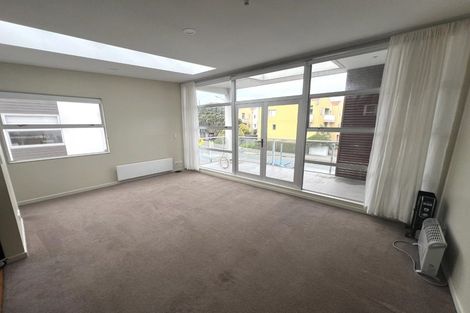 Photo of property in 306u1 Evans Bay Parade, Hataitai, Wellington, 6021