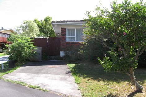 Photo of property in 2/9 Pamela Place, New Lynn, Auckland, 0600