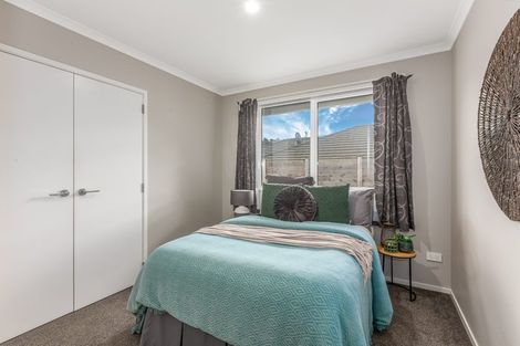 Photo of property in 33 Tradewinds Drive, Whitby, Porirua, 5024