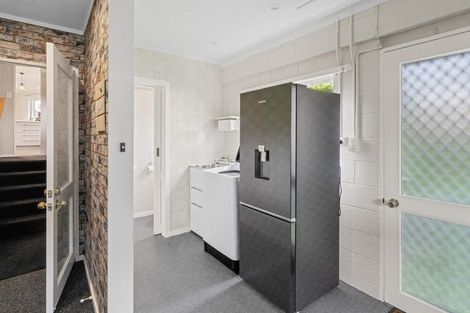 Photo of property in 10 Webb Avenue, Levin, 5510