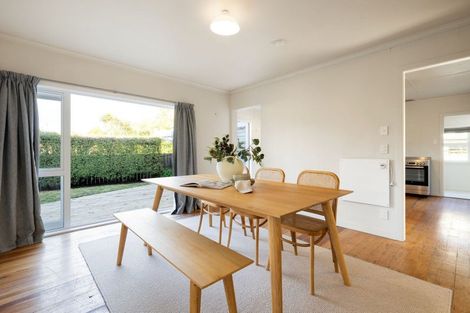 Photo of property in 12 Thornton Road, Cambridge, 3434