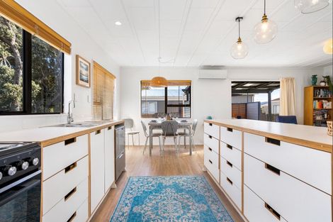 Photo of property in 215a Papanui Road, Whangamata, 3620