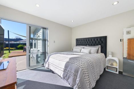 Photo of property in 2 Hawtry Lane, Flagstaff, Hamilton, 3210