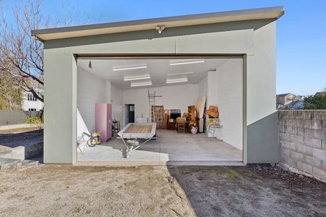 Photo of property in 37 Hunter Crescent, Wanaka, 9305