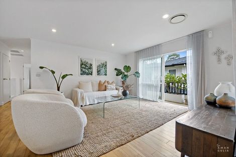 Photo of property in 82e Verbena Road, Birkdale, Auckland, 0626