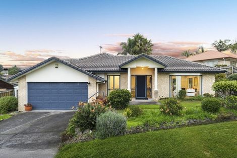 Photo of property in 6 Rosebay Rise, Henderson, Auckland, 0610