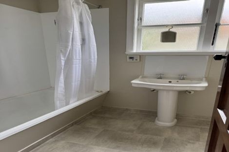 Photo of property in 4 Mawson Street, Waiwhetu, Lower Hutt, 5010