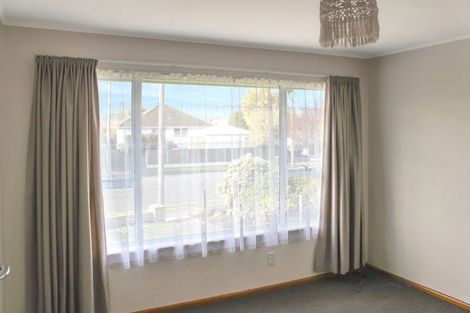 Photo of property in 31 Staveley Street, Avonhead, Christchurch, 8042