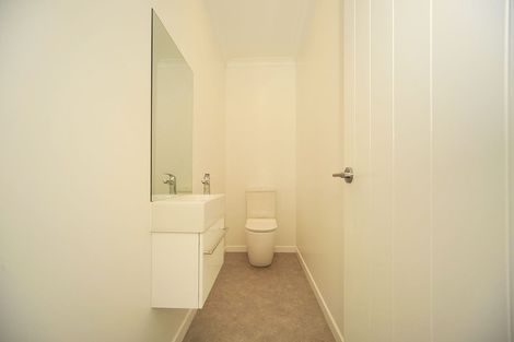 Photo of property in 10 Kellsmere Crescent, Island Bay, Wellington, 6023
