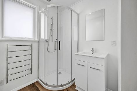 Photo of property in 9 Arawa Street, Welbourn, New Plymouth, 4312