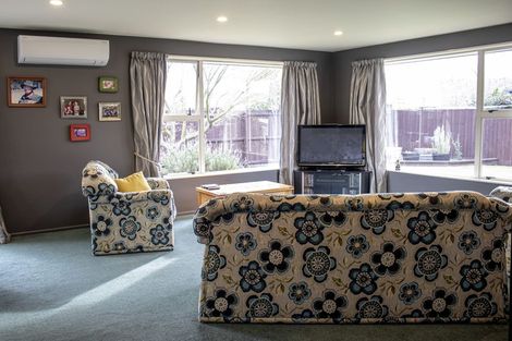 Photo of property in 8 Wendy Place, Heathcote Valley, Christchurch, 8022