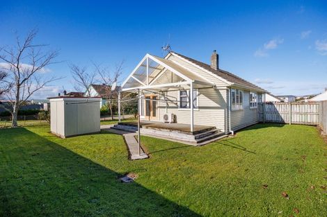 Photo of property in 35 Coventry Street, Highbury, Palmerston North, 4412