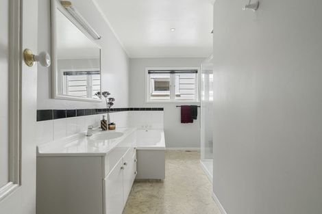 Photo of property in 34 Washington Avenue, Brooklyn, Wellington, 6021