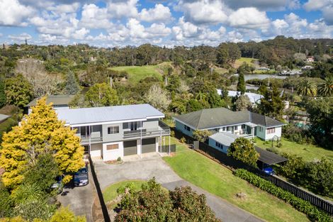 Photo of property in 35 Kemp Road, Massey, Auckland, 0614