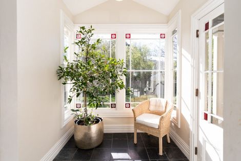 Photo of property in Lady Freyberg House, 18 Moturoa Street, Pipitea, Wellington, 6011