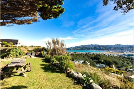 Photo of property in 75 Sidlaw Street, Strathmore Park, Wellington, 6022