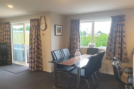 Photo of property in 6 Ruddenklau Lane, Bishopdale, Christchurch, 8053