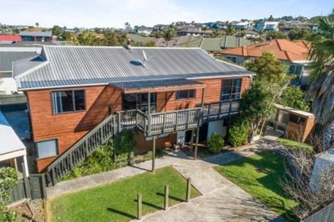 Photo of property in 133 Florence Avenue, Orewa, 0931