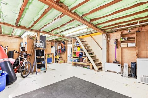 Photo of property in 10 Murray Road, Te Atatu Peninsula, Auckland, 0610