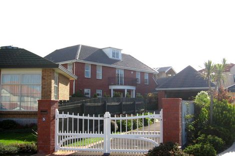 Photo of property in 5 Gresford Place, Churton Park, Wellington, 6037