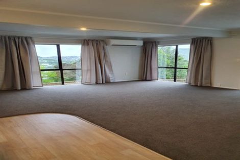 Photo of property in 113 Percy Dyett Drive, Karori, Wellington, 6012