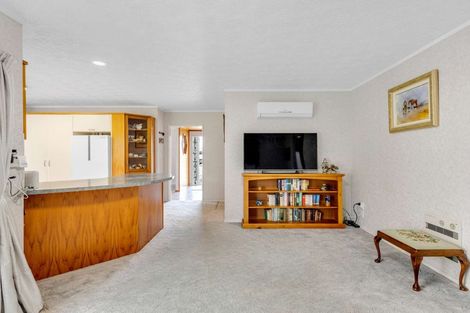 Photo of property in 24 Webb Place, Taradale, Napier, 4112