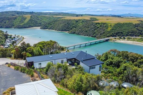 Photo of property in 23 Totara Close, Taieri Mouth, 9091