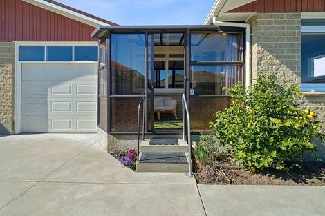 Photo of property in 7 Apollo Place, Papanui, Christchurch, 8052